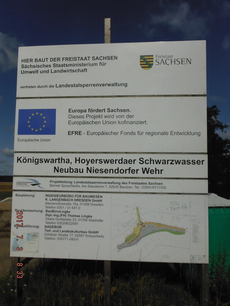 Informationsschild zum Bauprojekt
